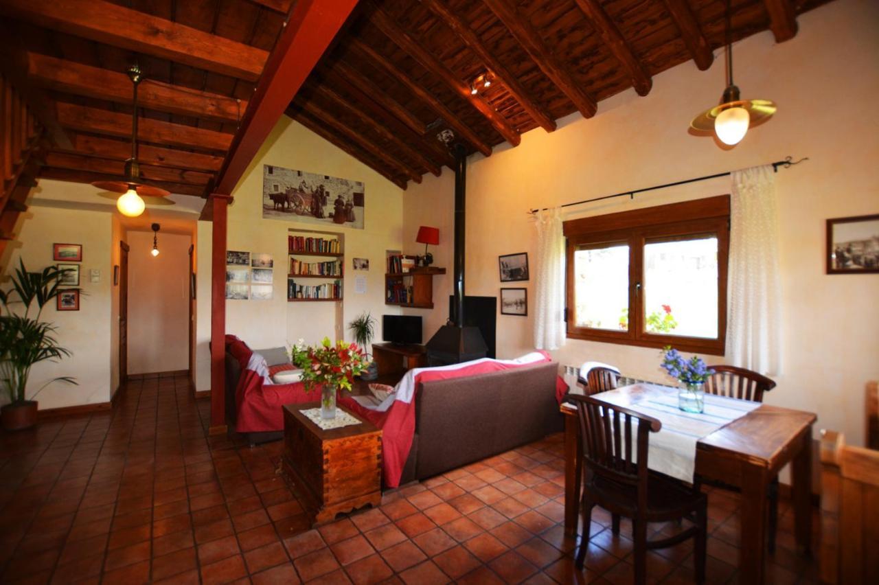 הוילה Barajas de Gredos Casa Del Altozano מראה חיצוני תמונה