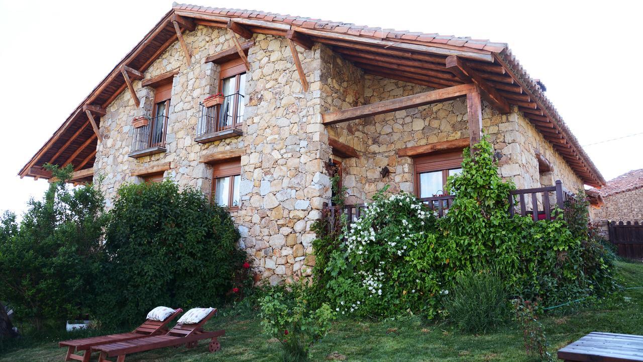 הוילה Barajas de Gredos Casa Del Altozano מראה חיצוני תמונה